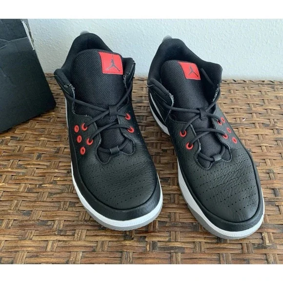 - Jordan Max Aura 5 Black Cement Size 11.5 W/ Box